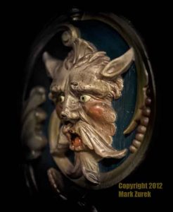 520-dude-on-the-wall